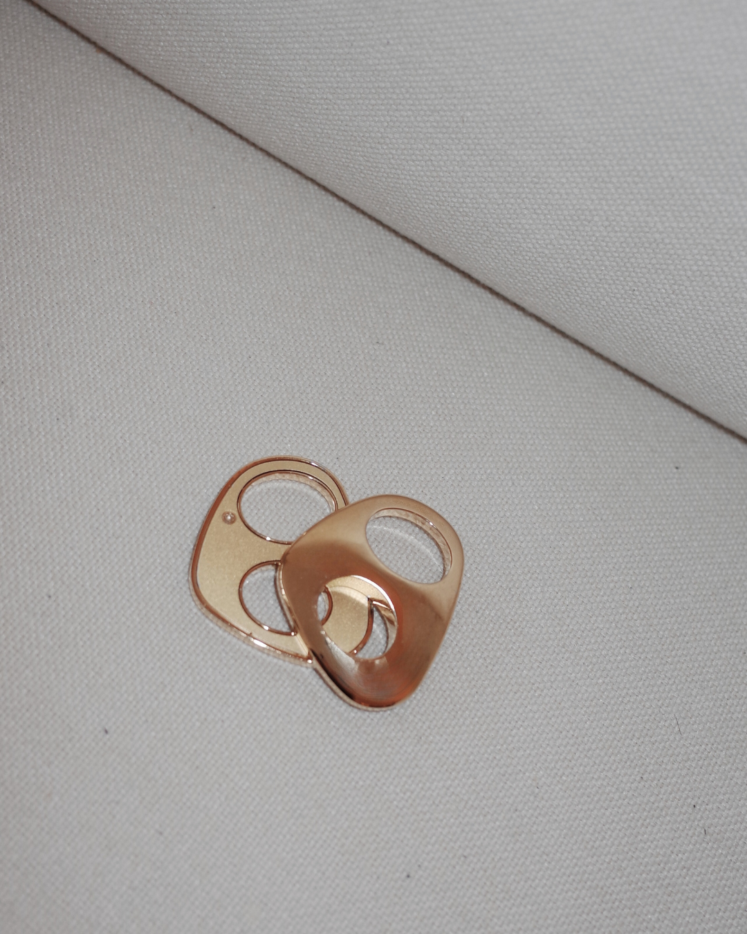 MiniMagni Glossy Glow