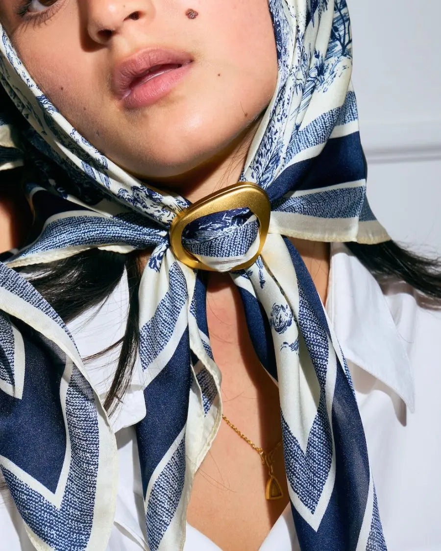 Kitdo MiniMagni Satin Glow Matte Gold Styled on a Headscarf Worn by Young Woman